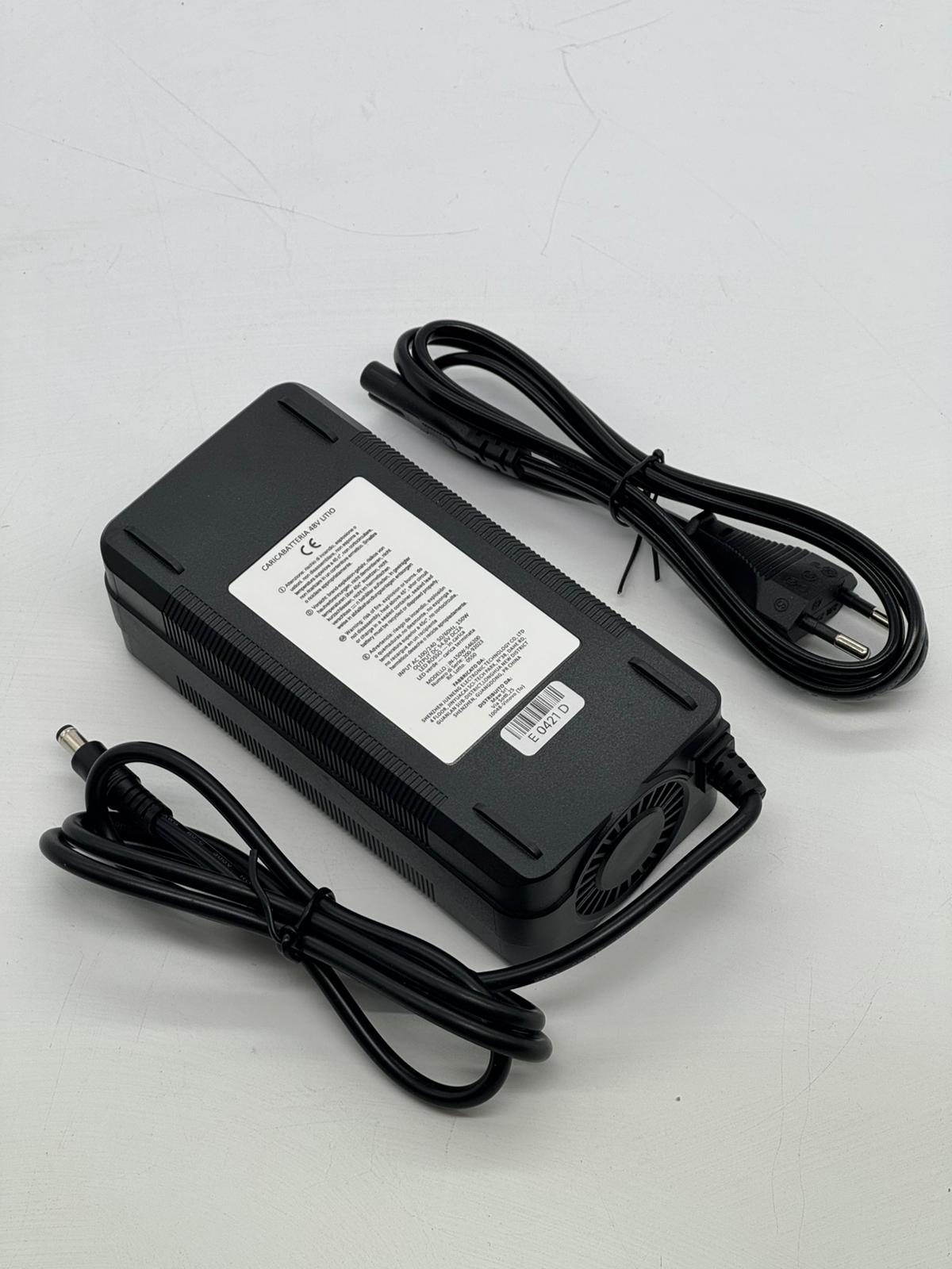 CARICA BATTERIE AL LITIO 48 VOLT 2A PLAST